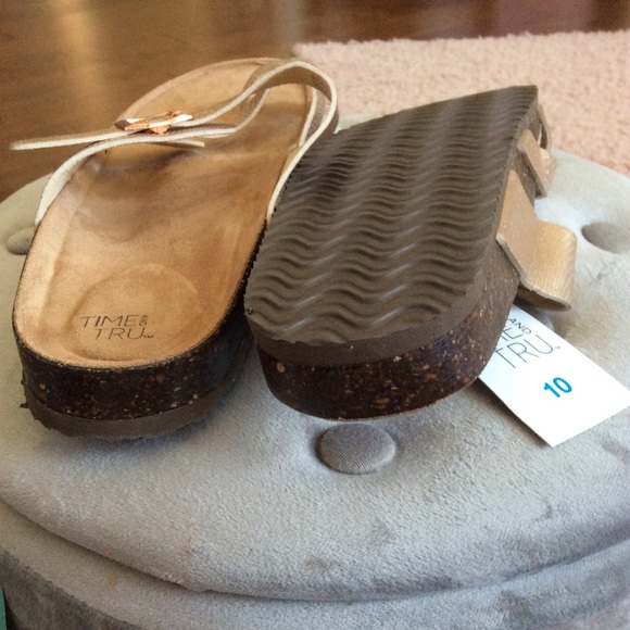 🎉Soft Footbed Sandals RoseGold Buckle🎉Size10🎉 - Picture 3 of 4